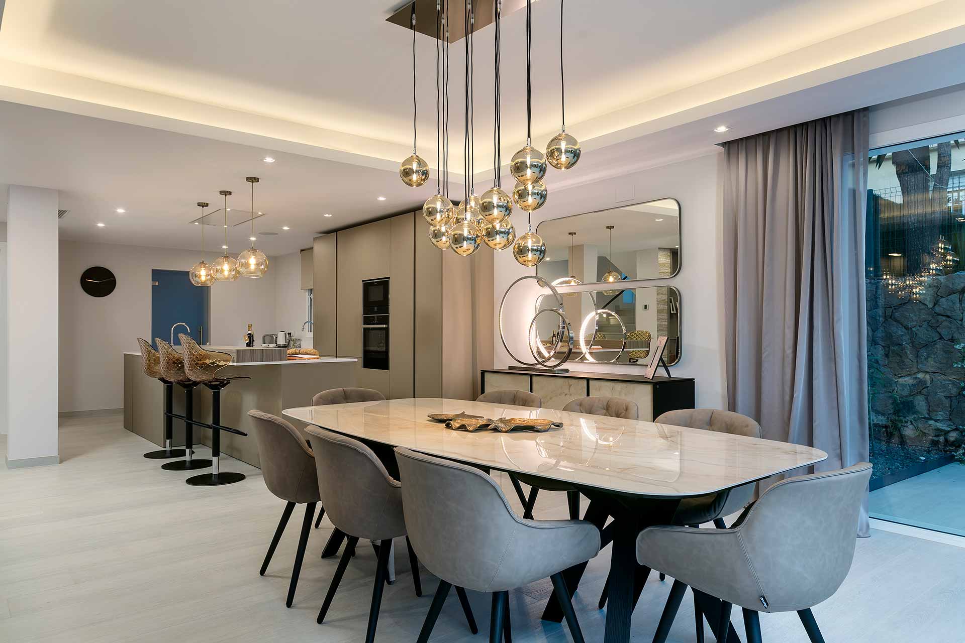 Contemporary Family Villa Dining and Kitchen Area