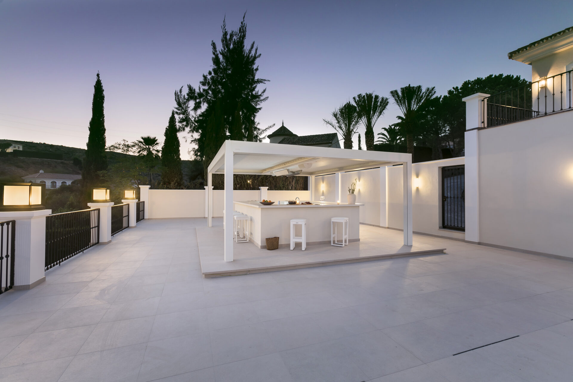Modern Andalusian Villa Bioclimatic Bar