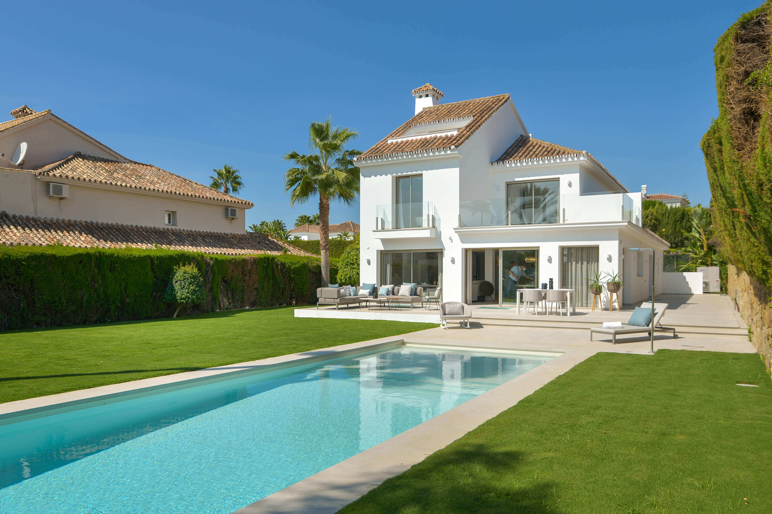 Mediterranean_luxury_villa